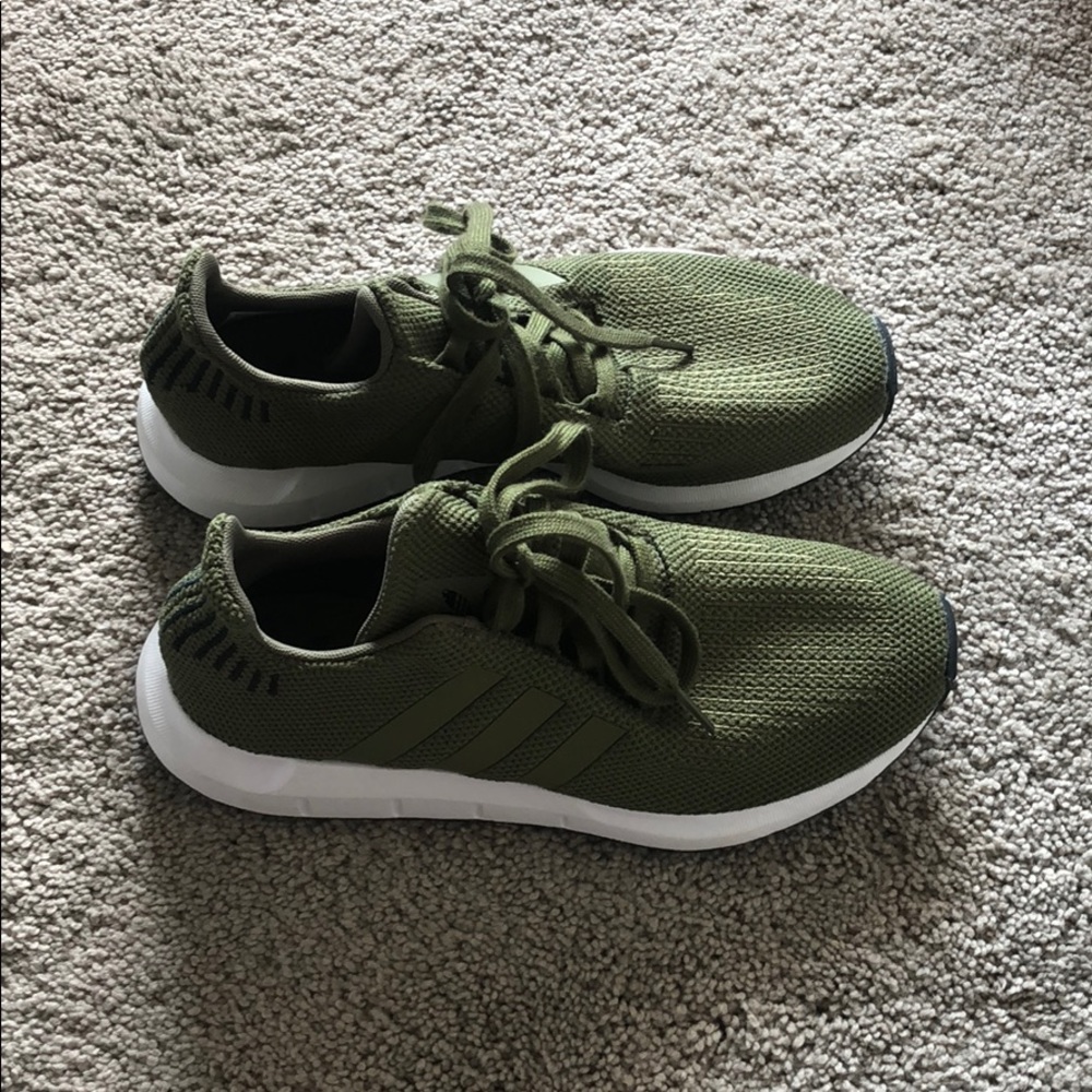 Kids adidas sneakers
